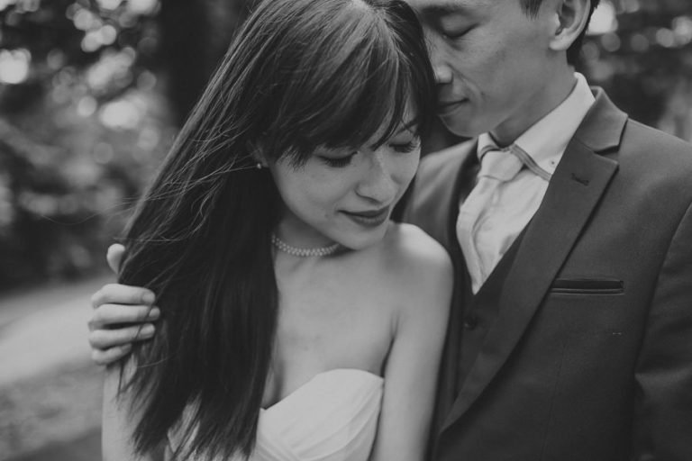 MJ + CW Tiong Bahru prewedding photography: couple embraces.