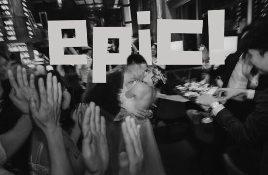 Jared and Xinyu's epic wedding at Atlas bar Singapore, couple kissing