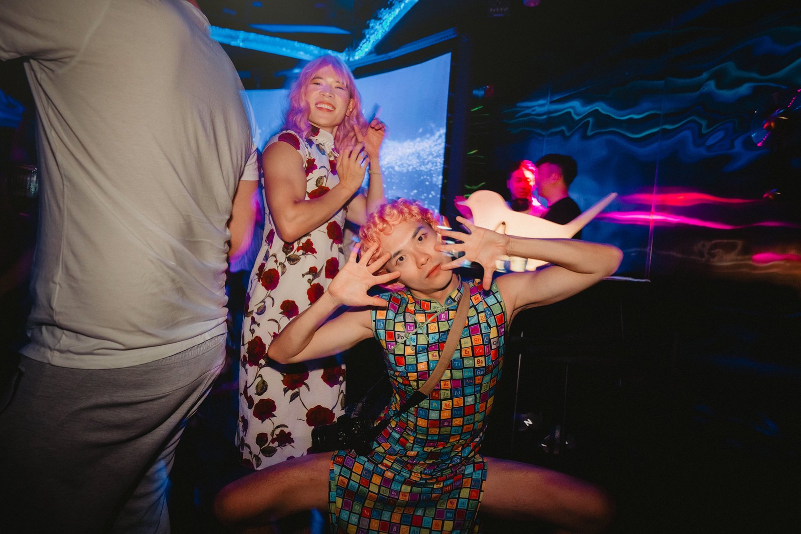 Chasing Dragons: Fun wedding guests at Capella Singapore